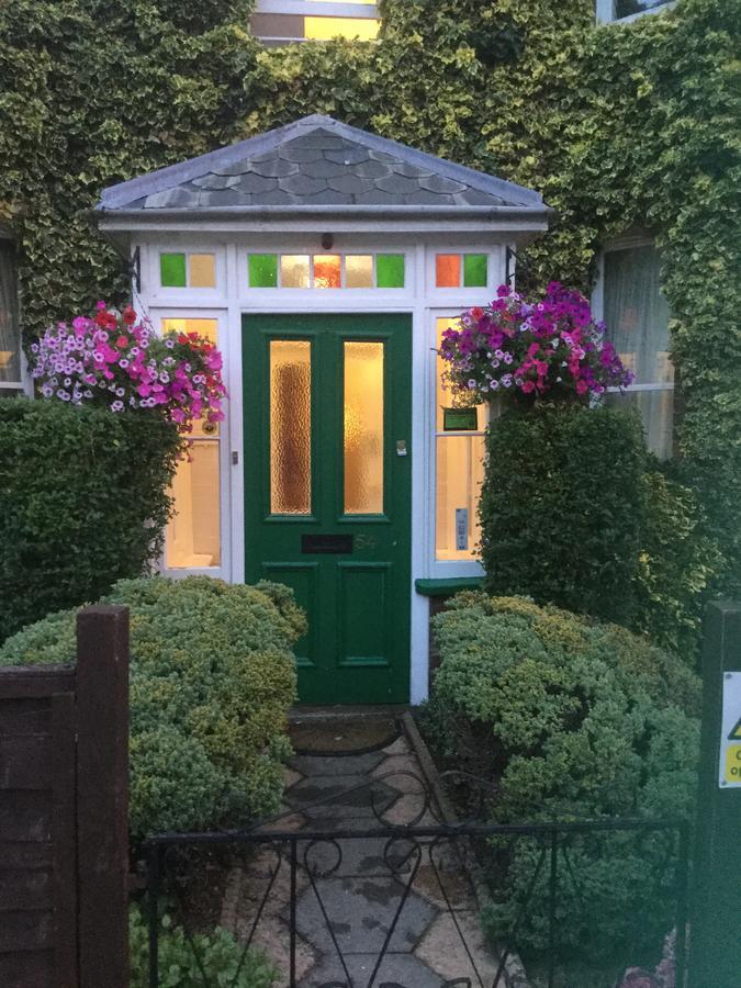 Netley Guest House Farnborough  Ngoại thất bức ảnh
