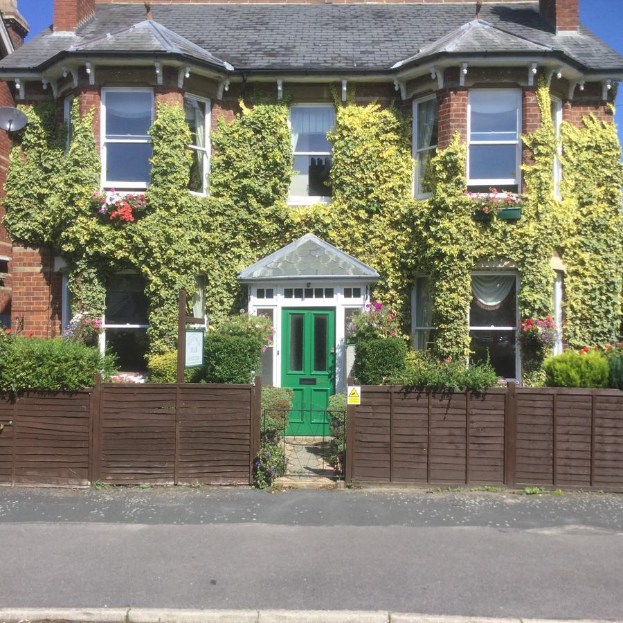 Netley Guest House Farnborough  Ngoại thất bức ảnh