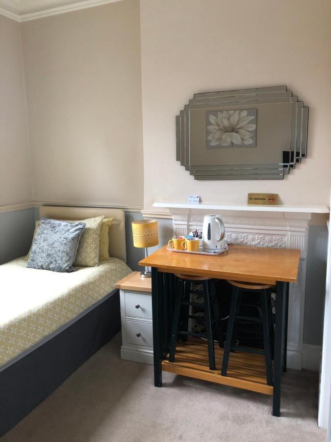 Netley Guest House Farnborough  Ngoại thất bức ảnh