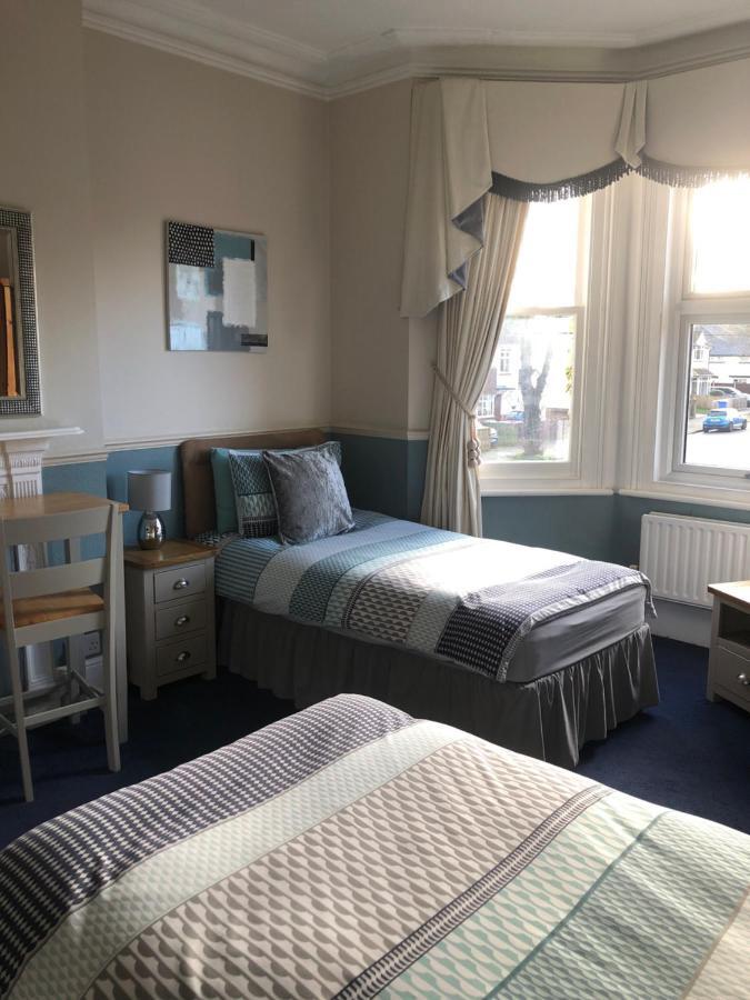 Netley Guest House Farnborough  Ngoại thất bức ảnh